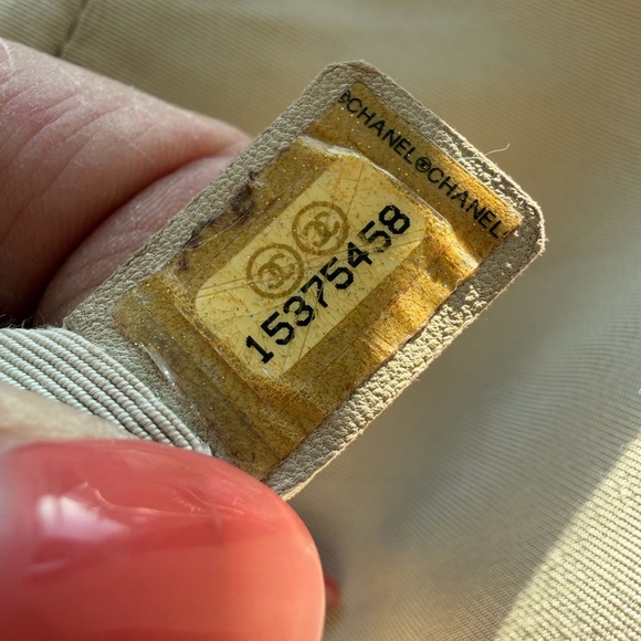 Chanel Chain Around Grail Bag - Medium with Certificate - Picture 6 of 13